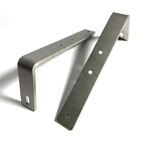 flat metal brackets lowe's